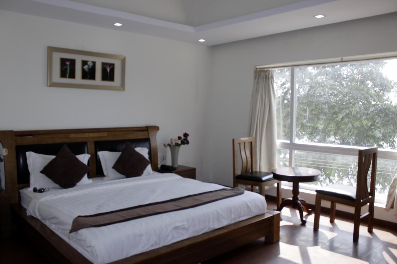 פורוליה Hotel Akash Sarovar חדר תמונה