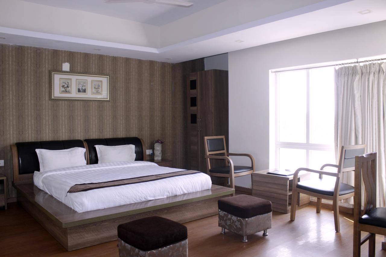 פורוליה Hotel Akash Sarovar חדר תמונה